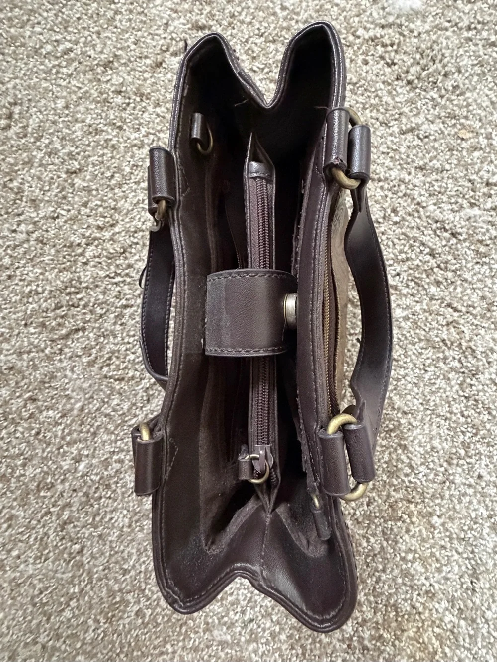 Vintage Relic Quality Brand Womens Leather Purse